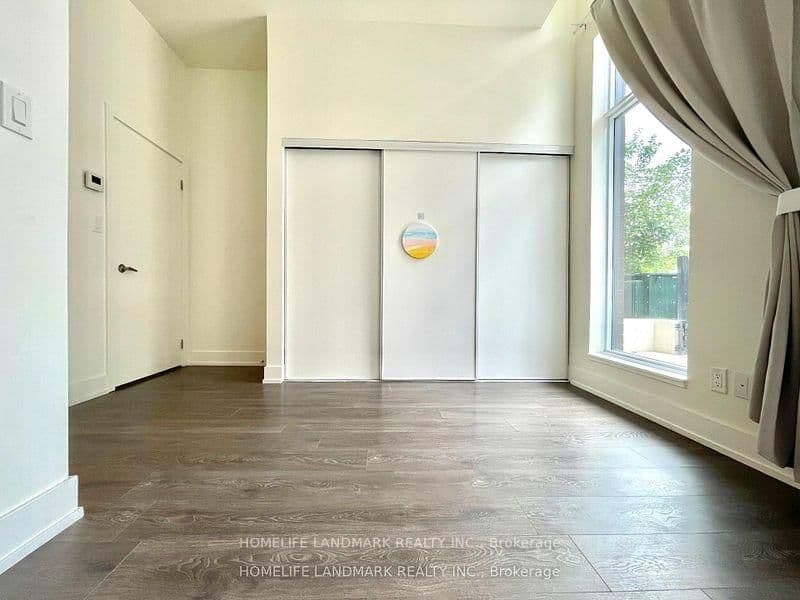 180 Fairview Mall Drive, Unit 103 thumbnail 12