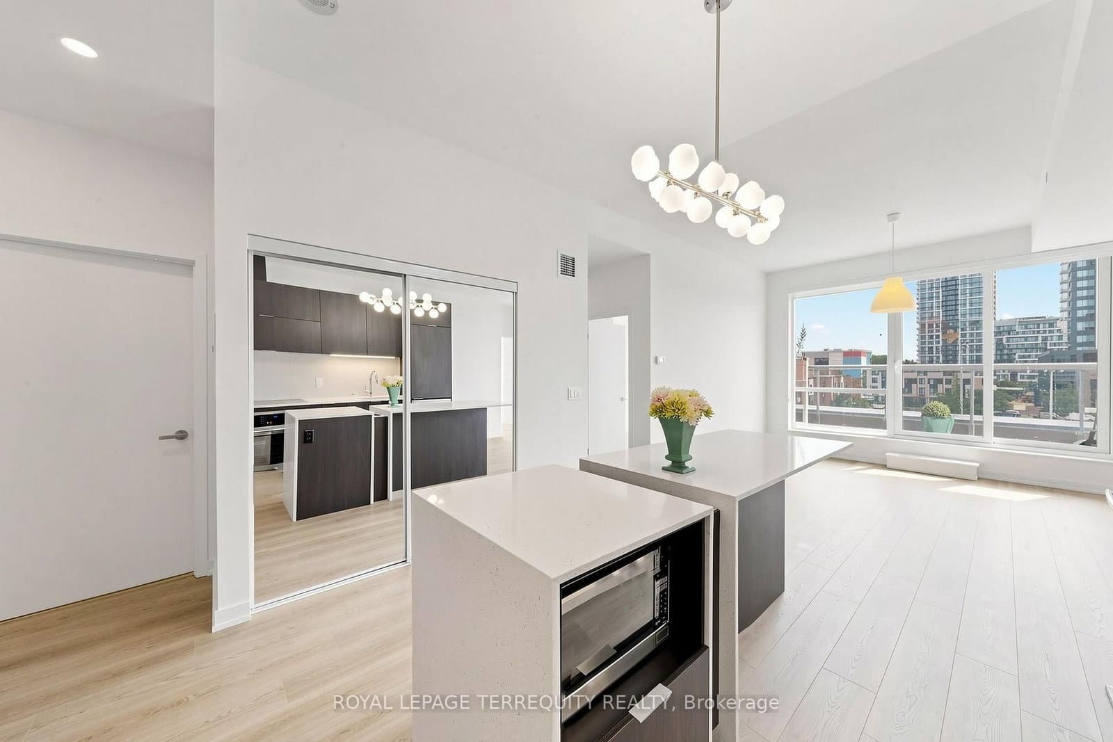 55 Regent Park Boulevard, Unit 415 thumbnail 14