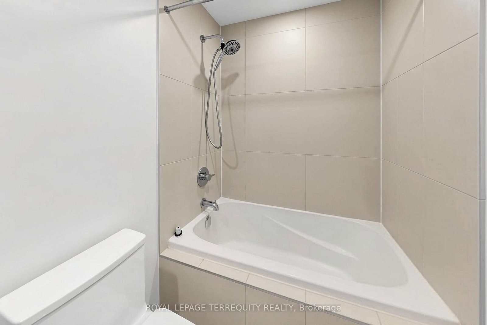 55 Regent Park Boulevard, Unit 415 thumbnail 26