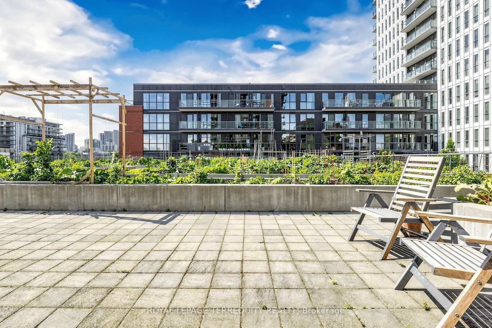 55 Regent Park Boulevard, Unit 415 thumbnail 42