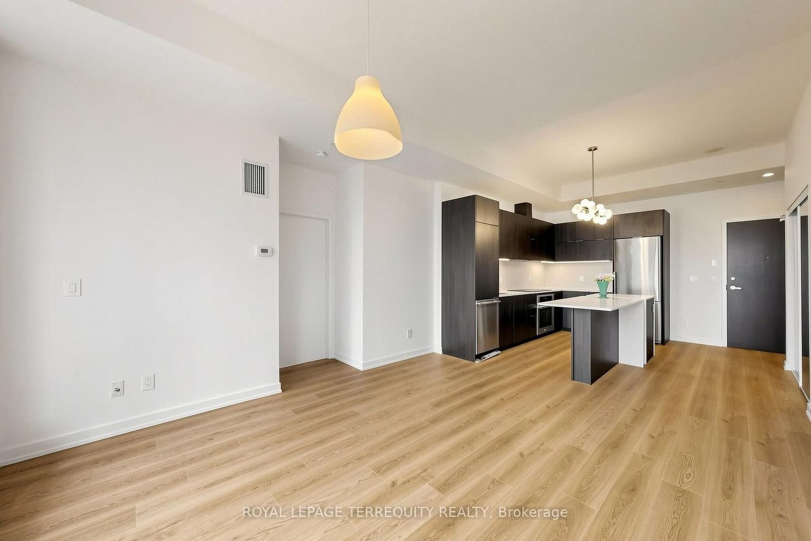 55 Regent Park Boulevard, Unit 415 thumbnail 8