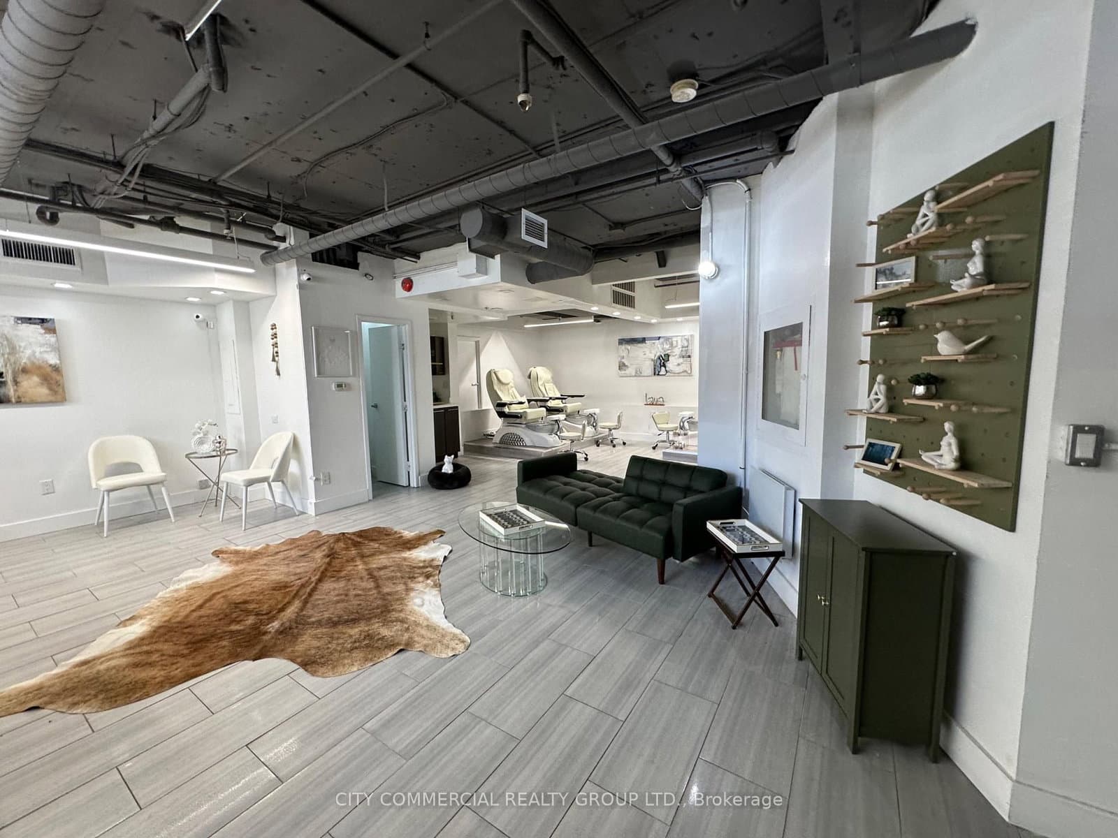 1300 Bay Street, Unit LL2 and LL3 thumbnail 16