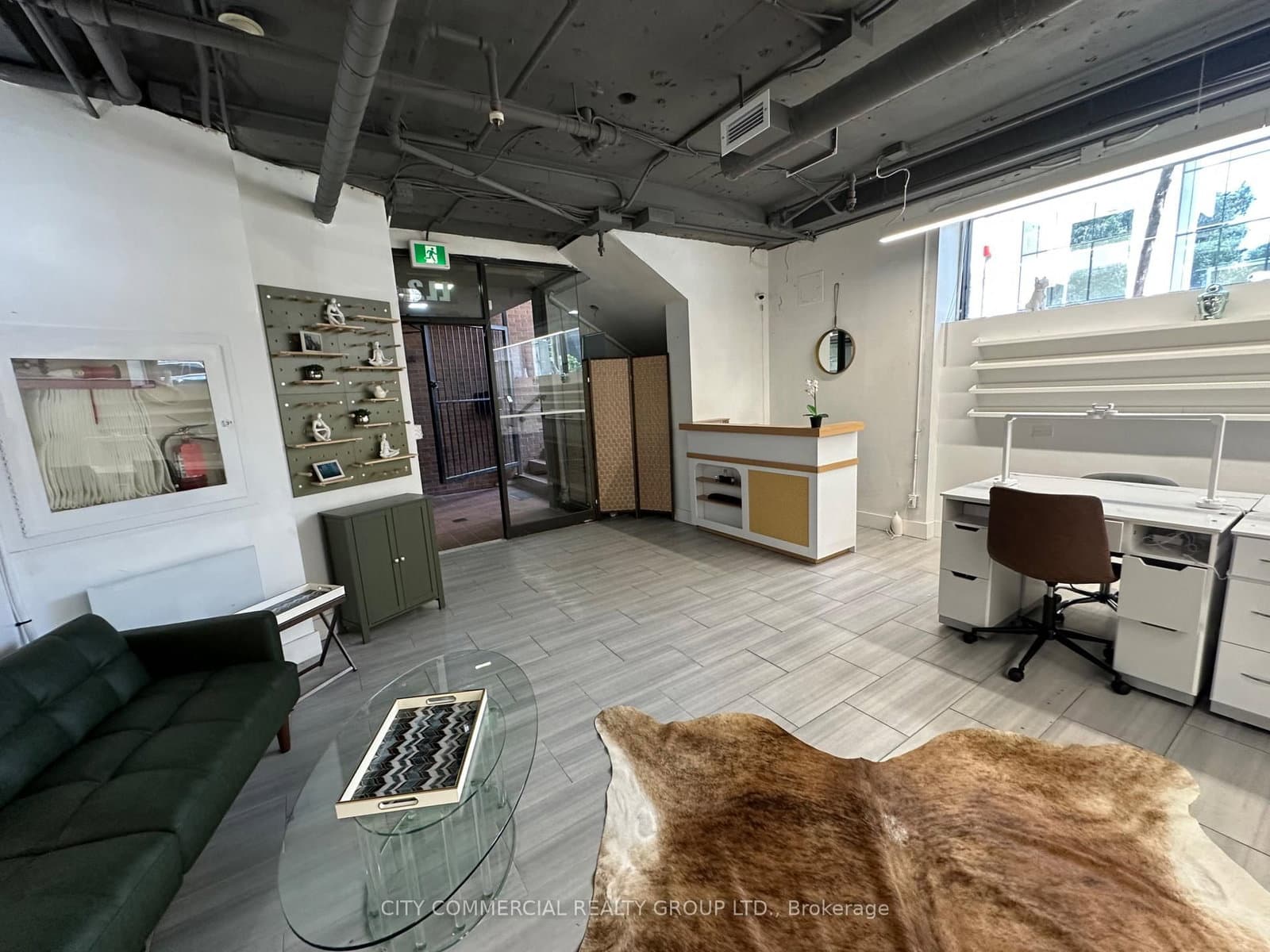 1300 Bay Street, Unit LL2 and LL3 thumbnail 8