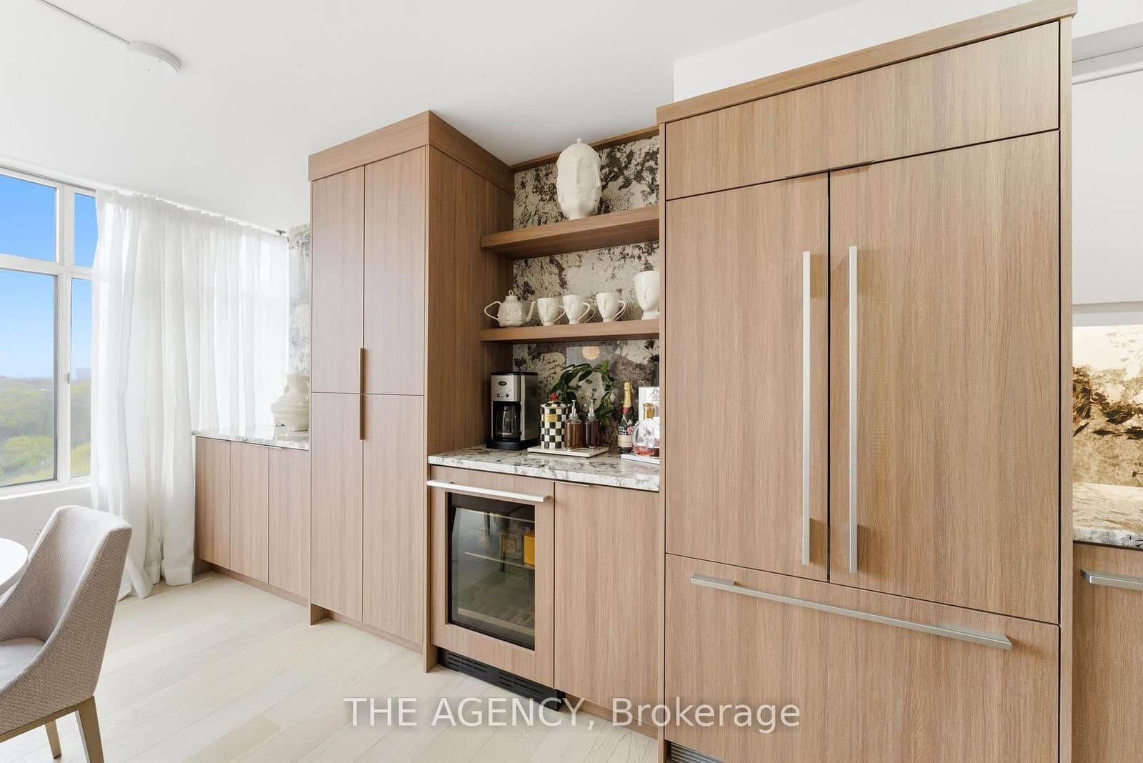 900 Yonge Street, Unit 902 thumbnail 20