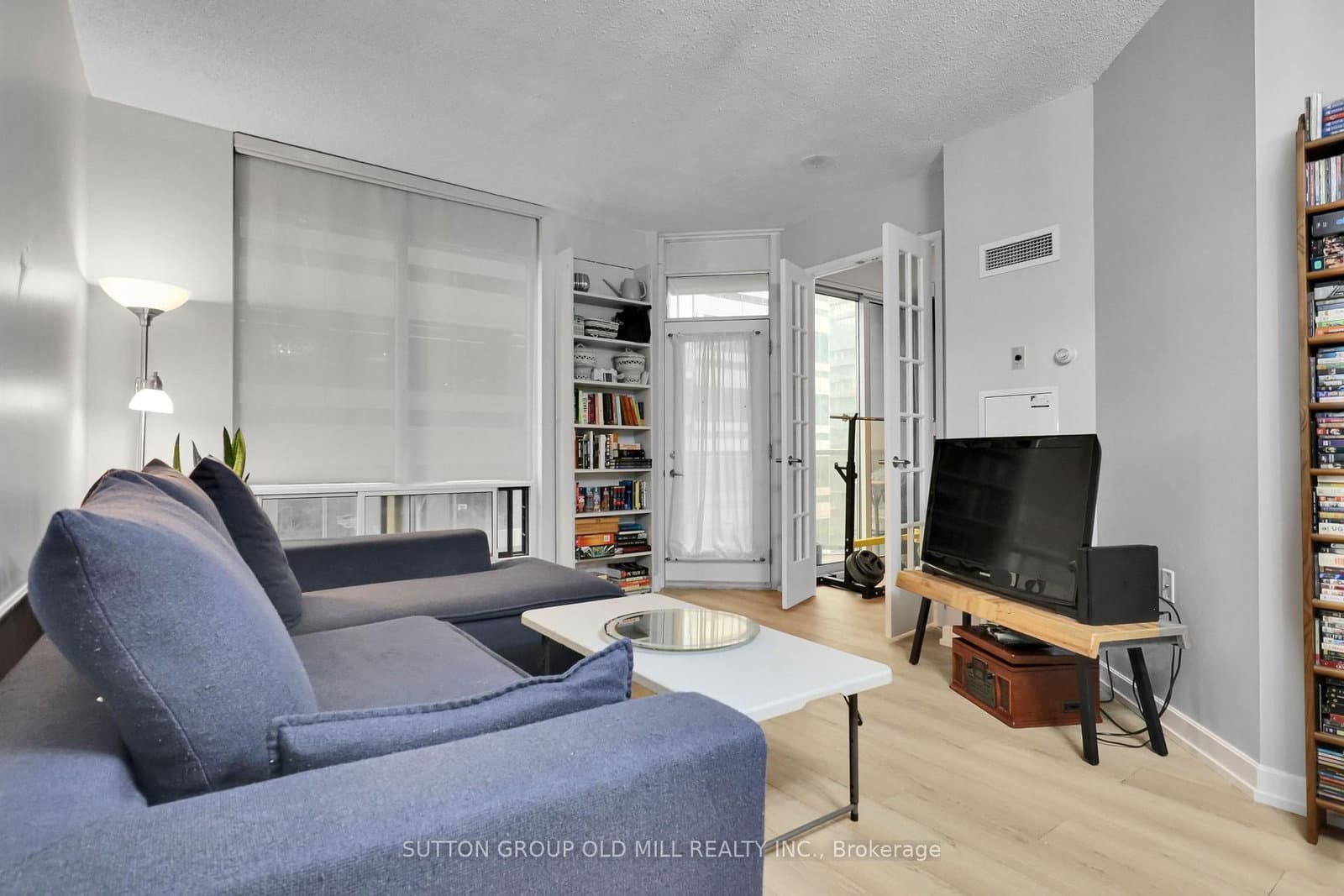 85 Bloor Street E, Unit 1207 thumbnail 18