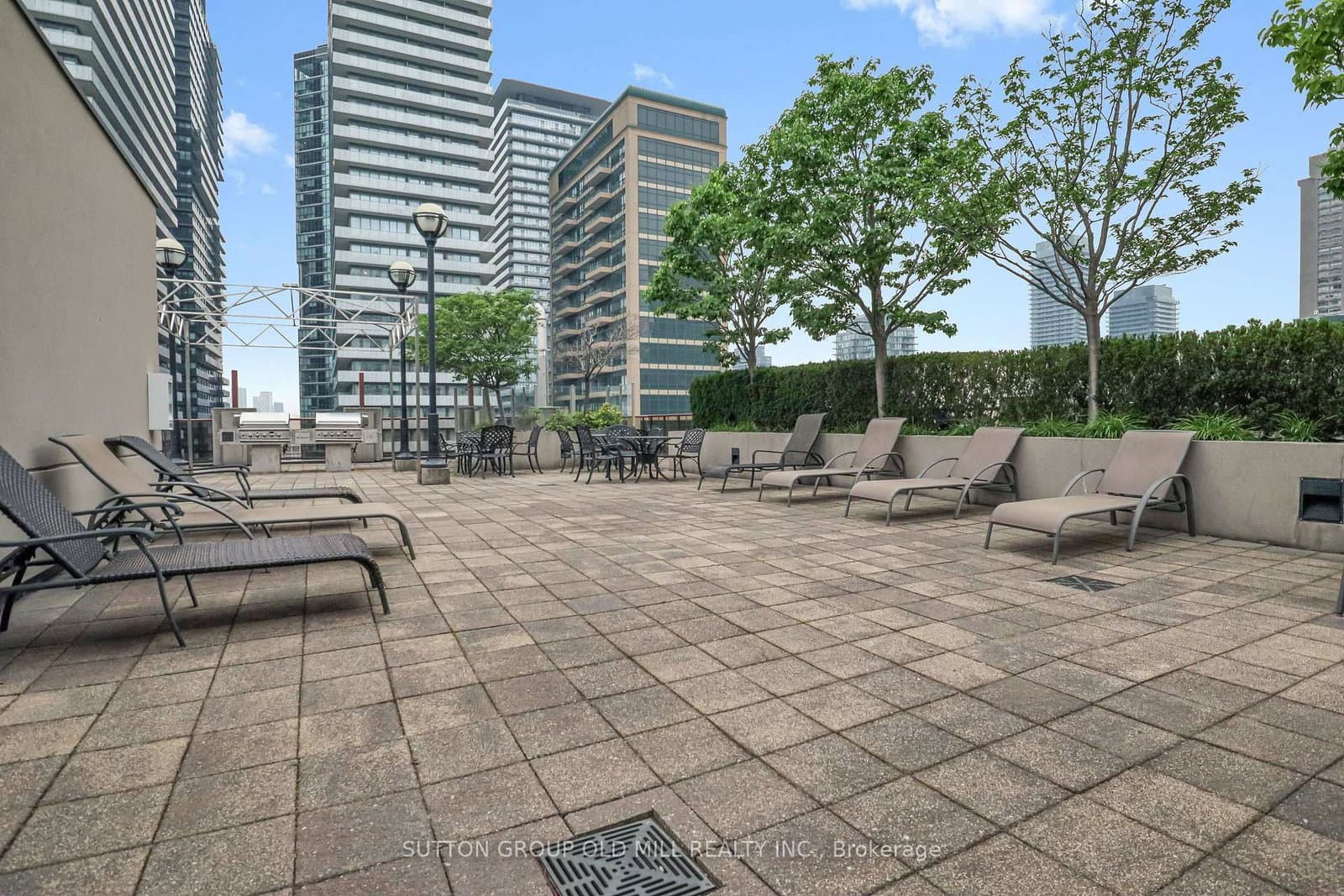 85 Bloor Street E, Unit 1207 thumbnail 43