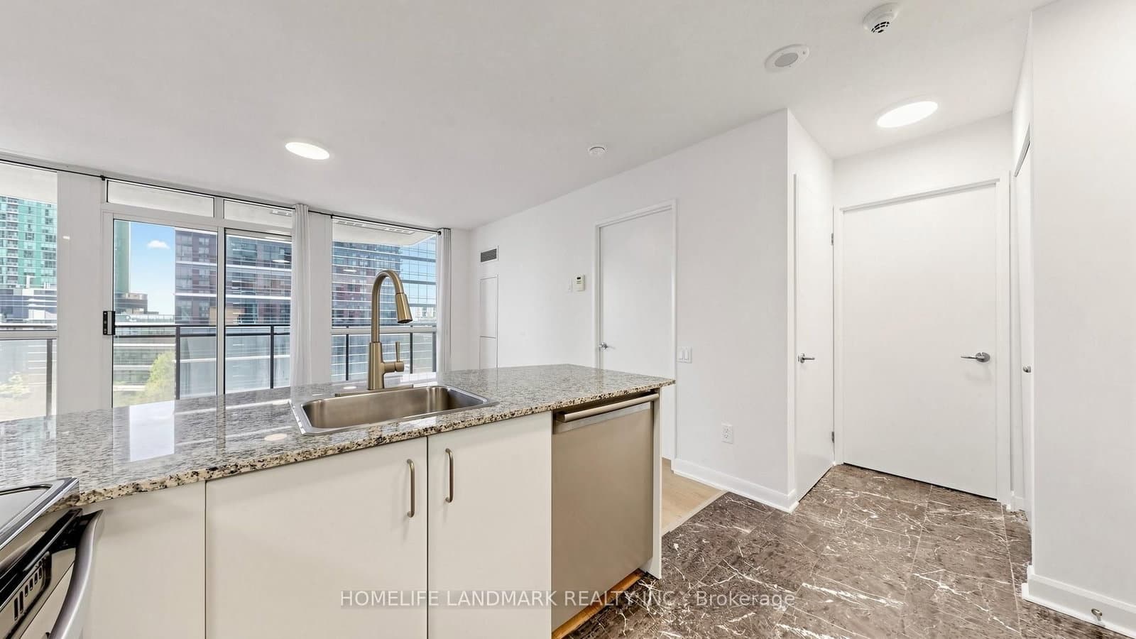 33 Sheppard Avenue E, Unit 1105 thumbnail 15