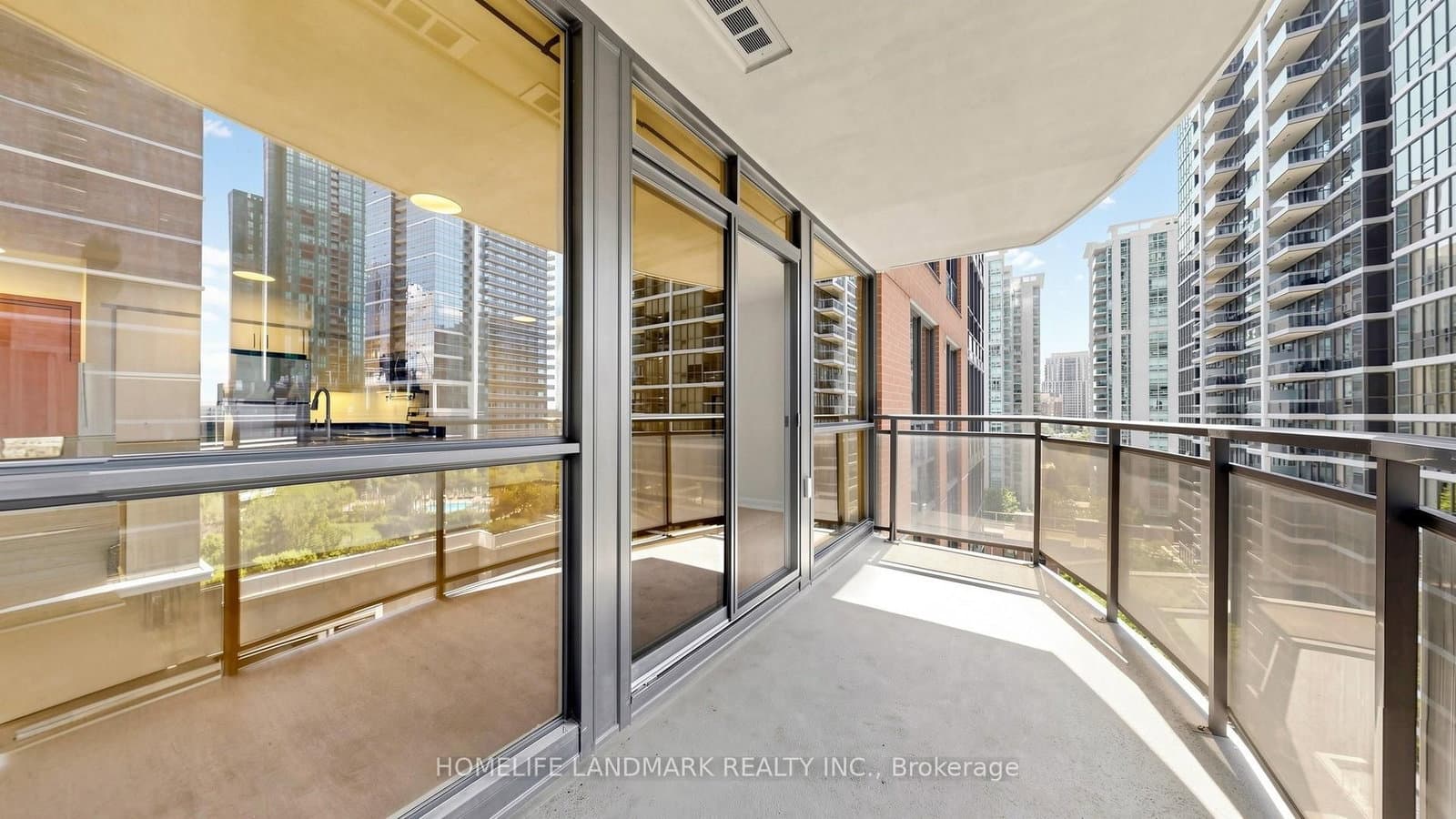33 Sheppard Avenue E, Unit 1105 thumbnail 25