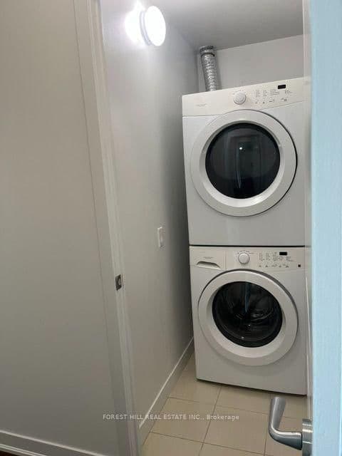 320 Tweedsmuir Avenue, Unit 2010 thumbnail 8