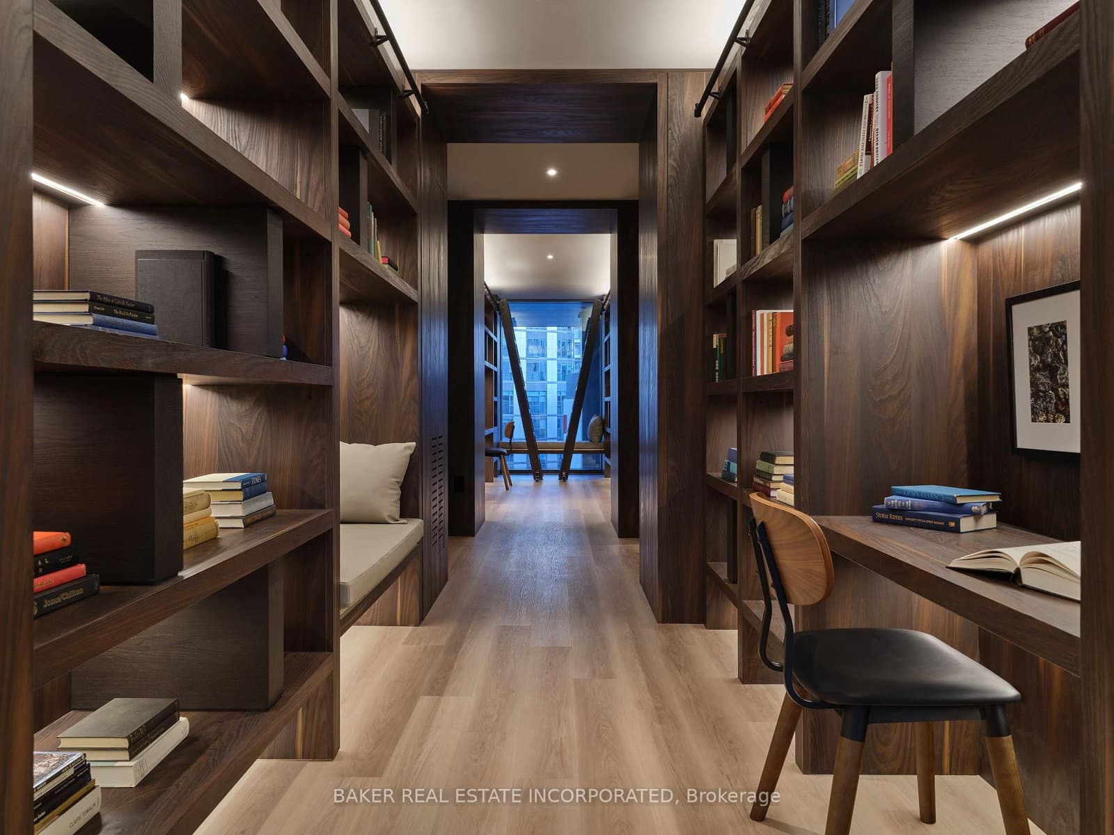 425 Front Street E, Unit 907 thumbnail 15