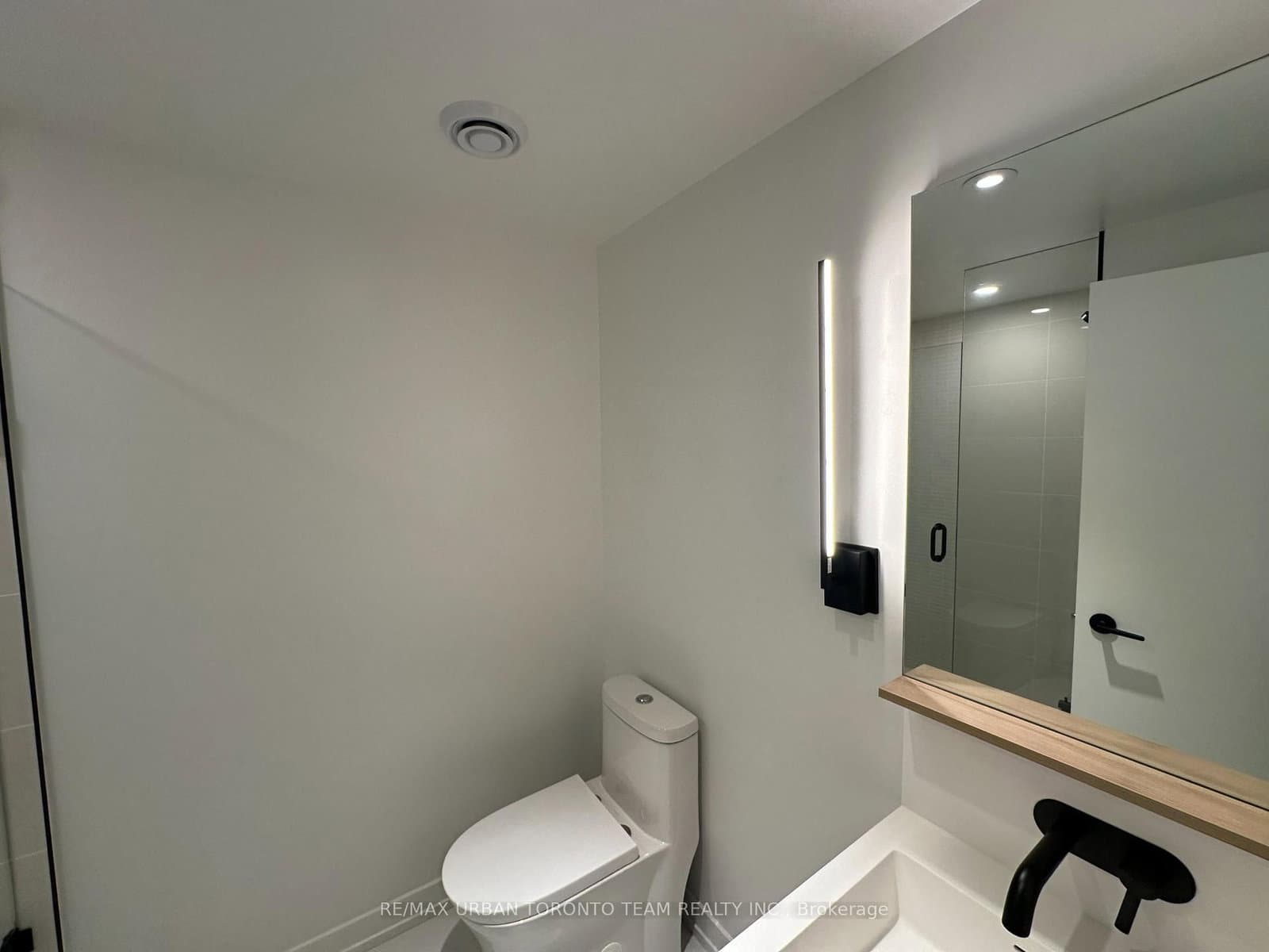 117 Broadway Avenue, Unit 418 thumbnail 15