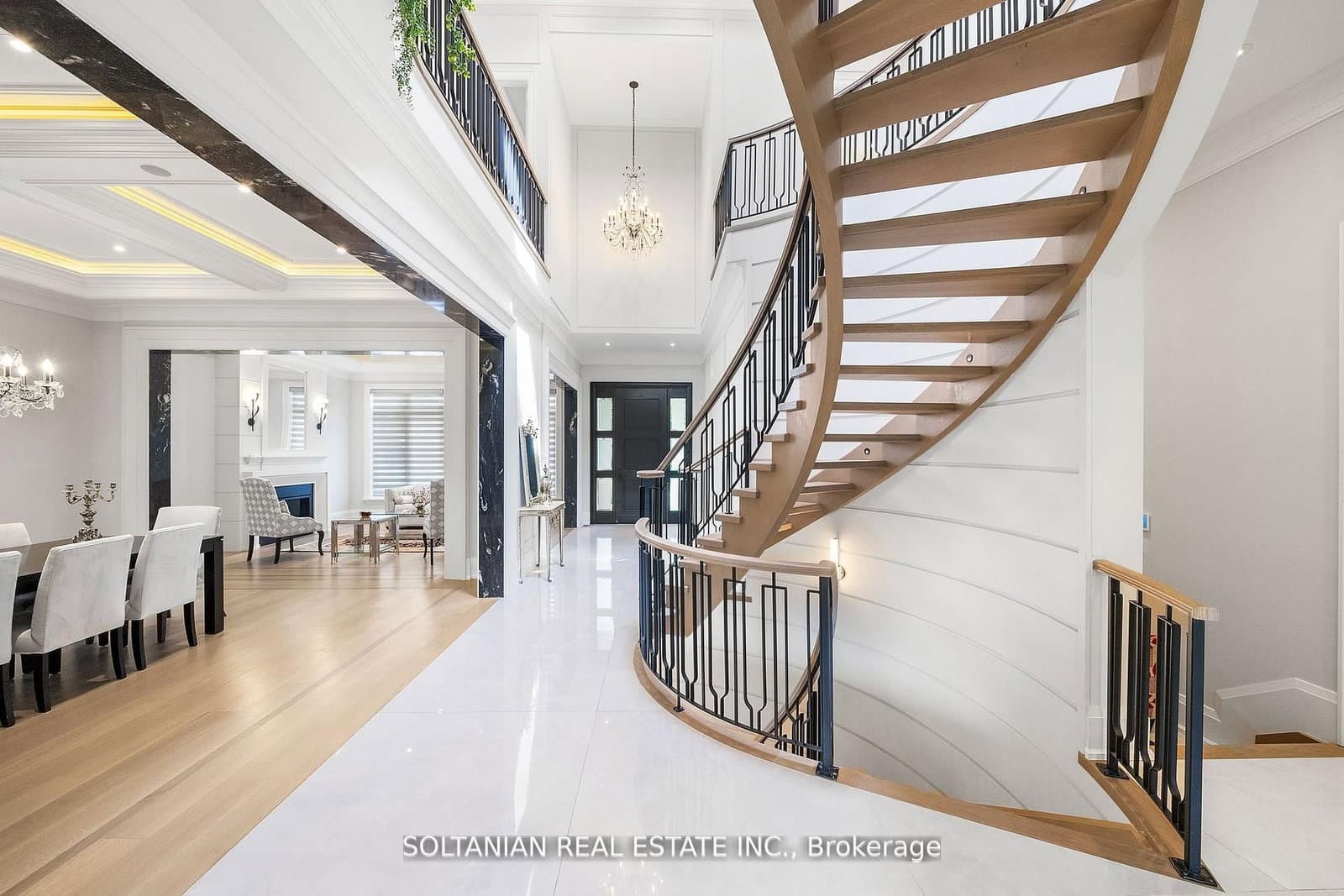 319 Betty Ann Drive thumbnail 19
