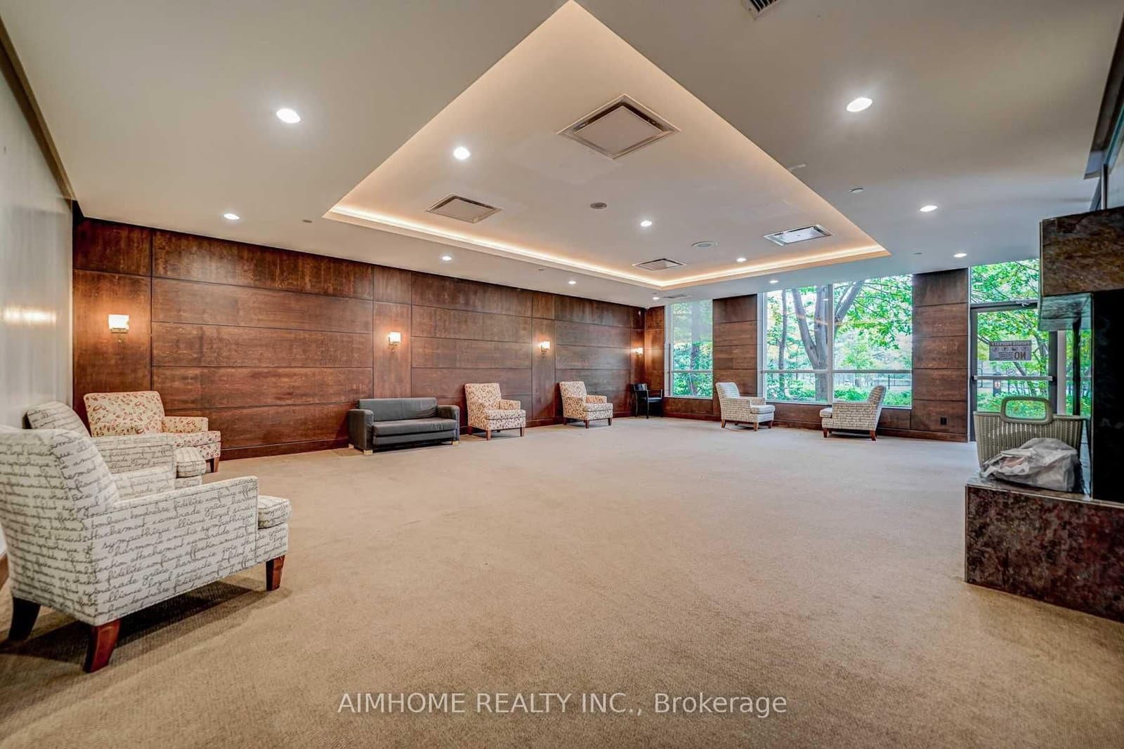 15 Northtown Way, Unit 2224 thumbnail 17