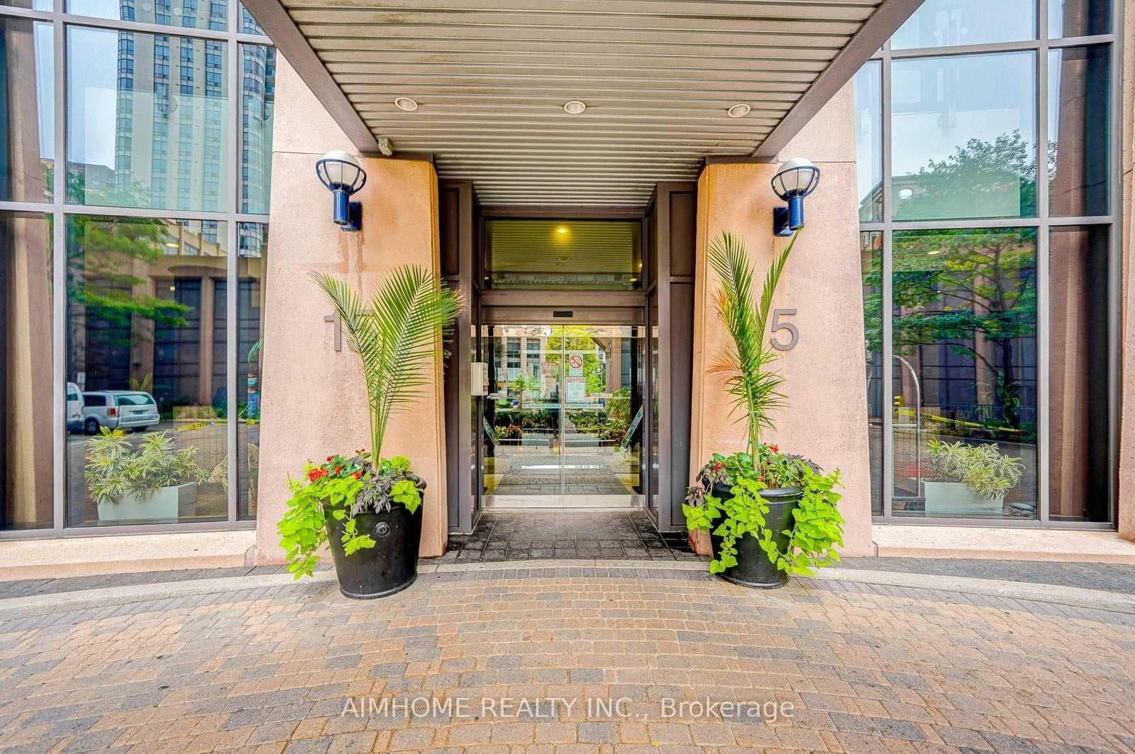 15 Northtown Way, Unit 2224 thumbnail 2
