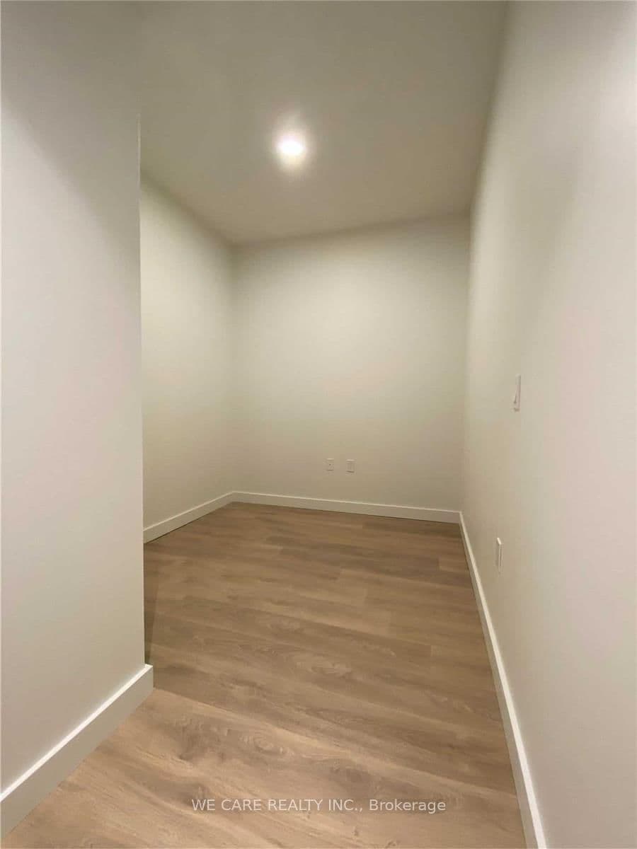 95 Mcmahon Drive, Unit 4006 thumbnail 8