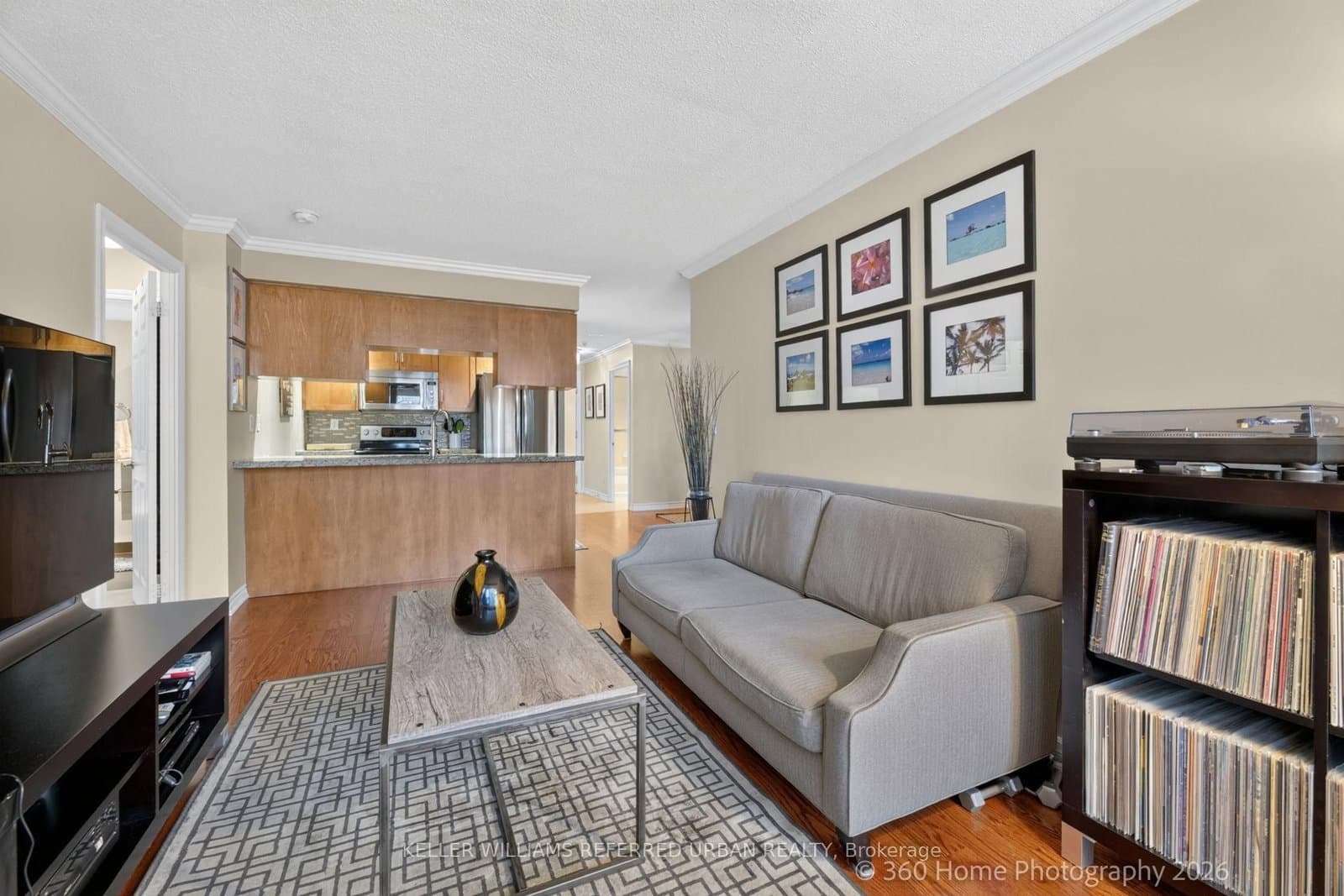 250 Wellington Street W, Unit 339 thumbnail 10