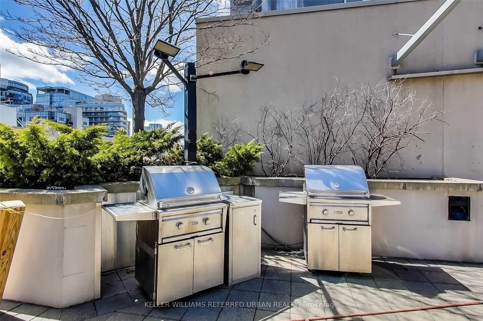250 Wellington Street W, Unit 339 thumbnail 31