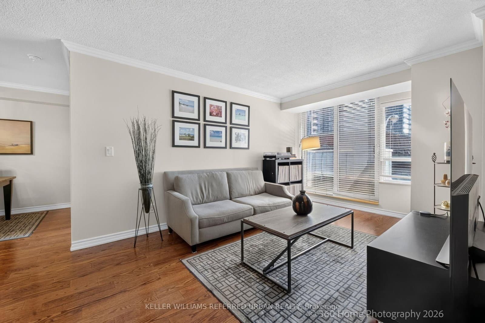 250 Wellington Street W, Unit 339 thumbnail 5