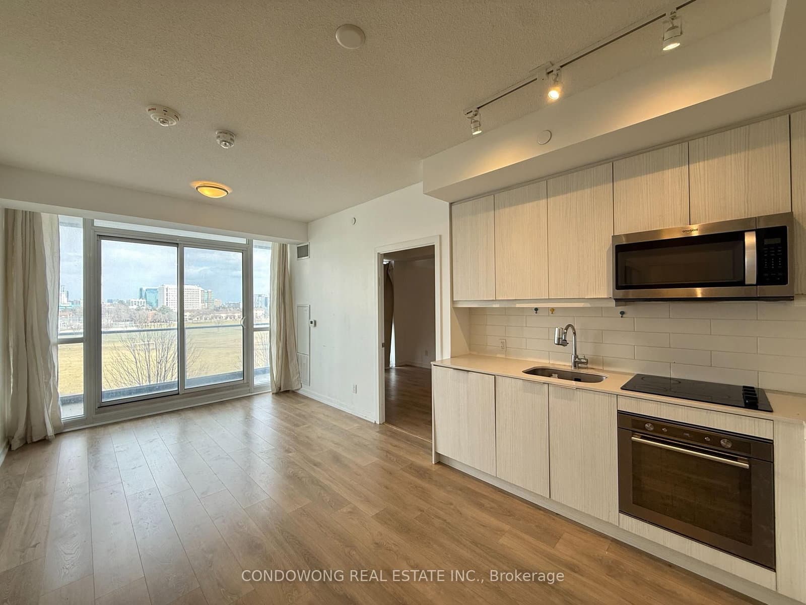 32 Forest Manor Road, Unit 409 - Image 1