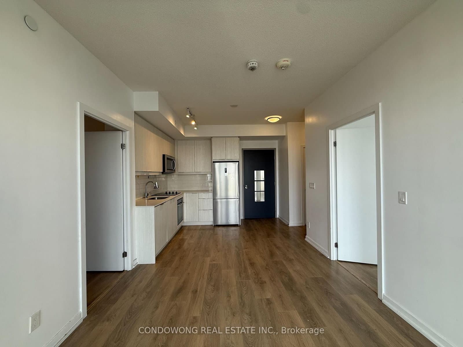 32 Forest Manor Road, Unit 409 thumbnail 3