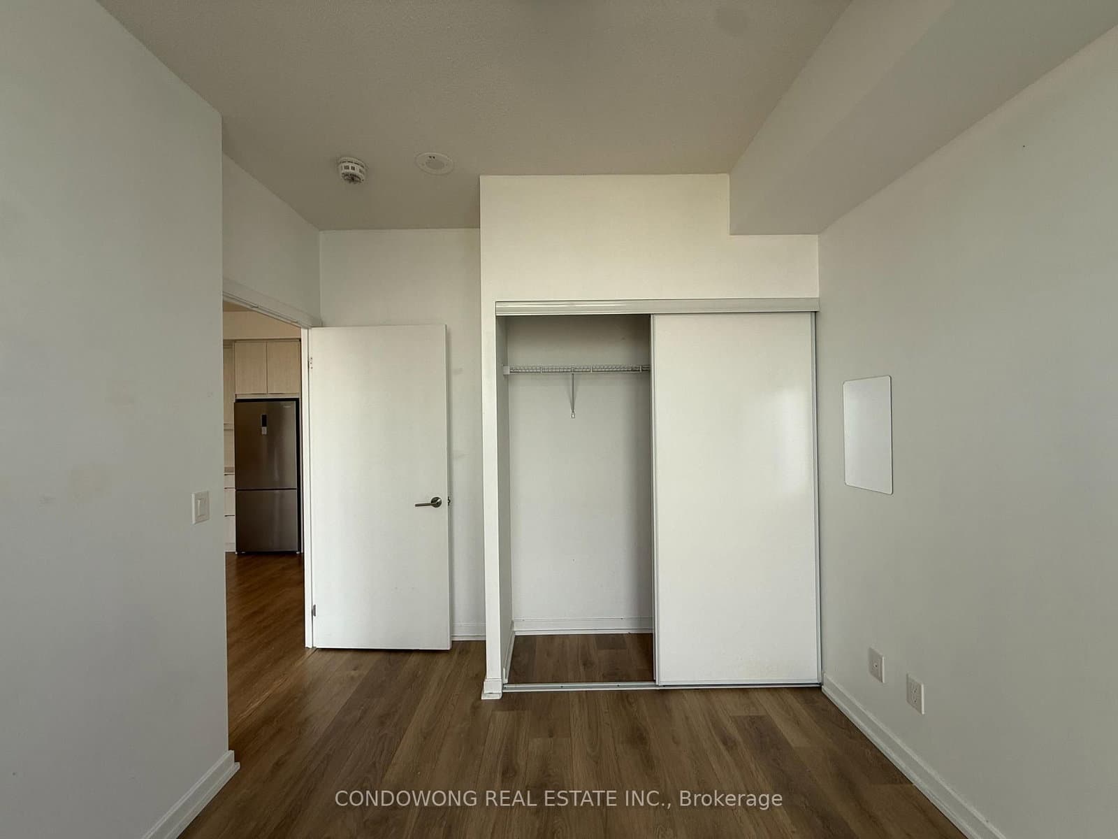 32 Forest Manor Road, Unit 409 thumbnail 9
