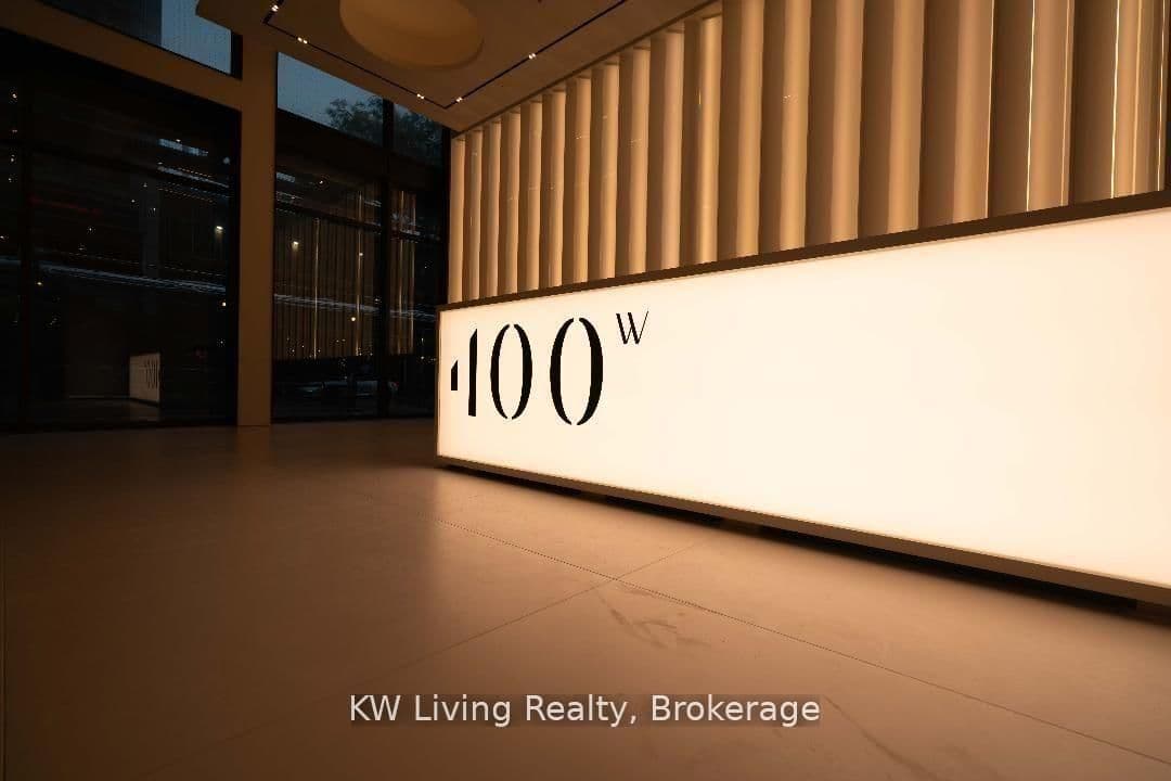 400 King Street W, Unit 1806 thumbnail 2