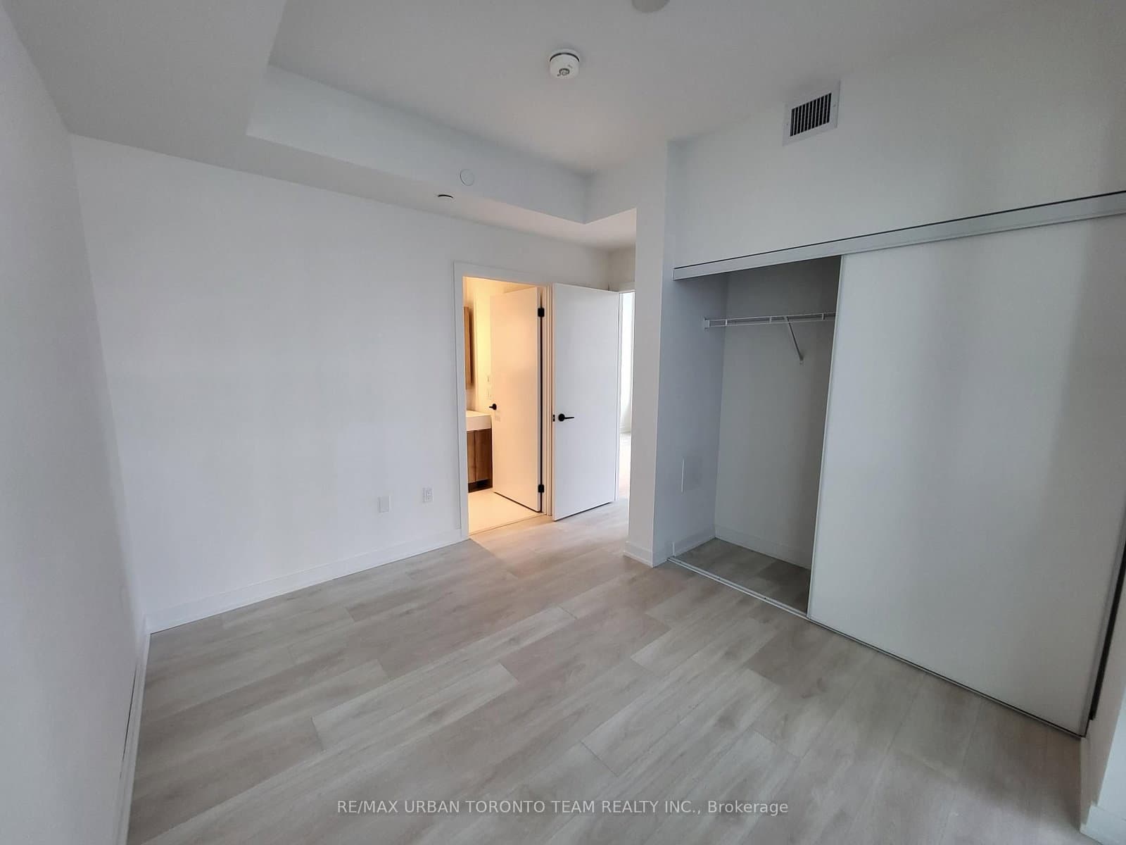 117 broadway Avenue, Unit 801 thumbnail 15