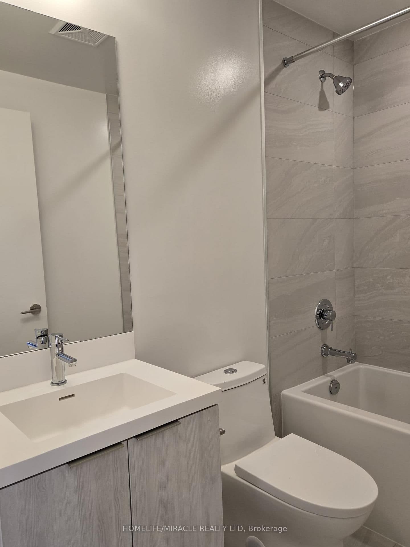 400 King Street, Unit 2301 thumbnail 14