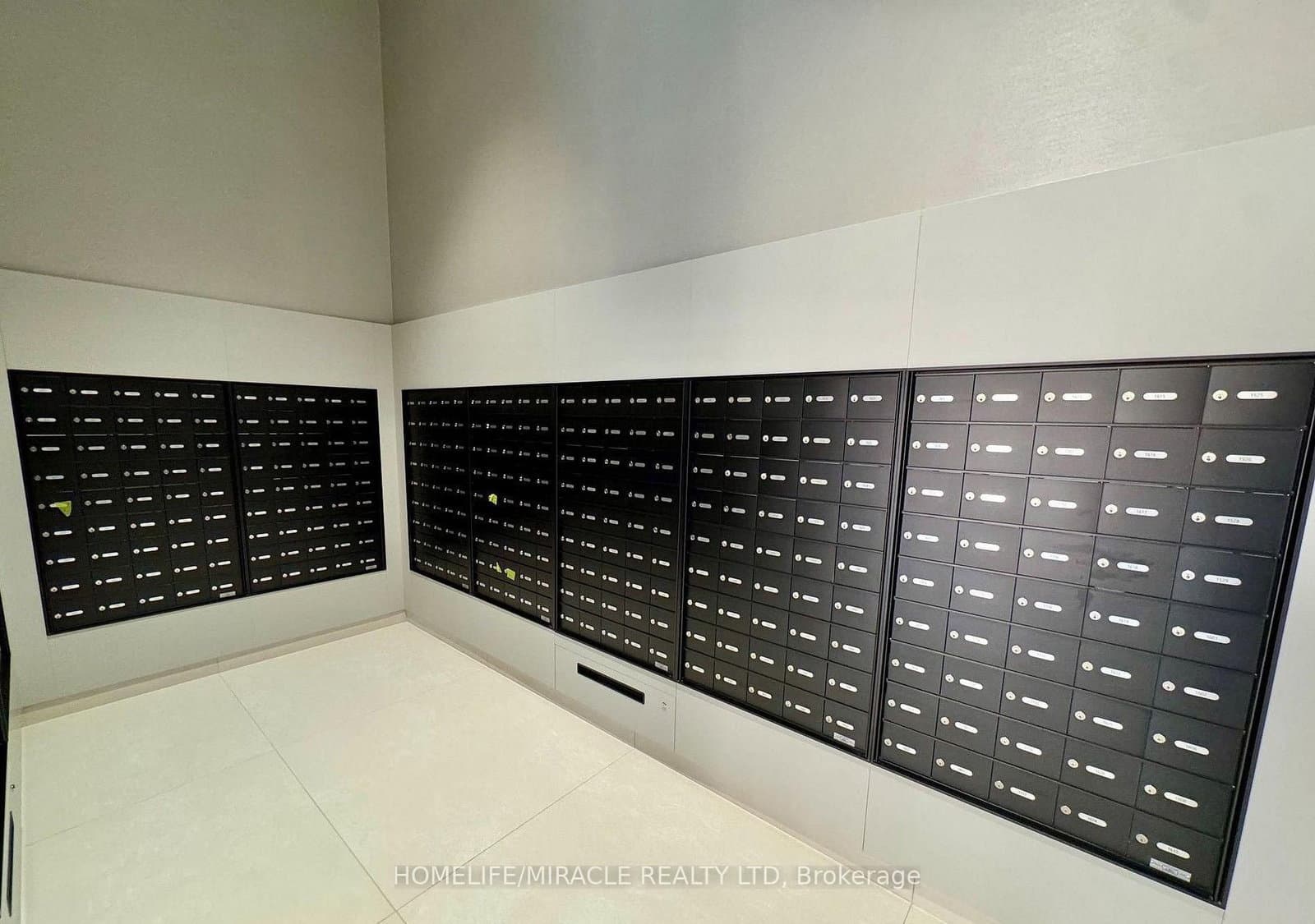 400 King Street, Unit 2301 thumbnail 2