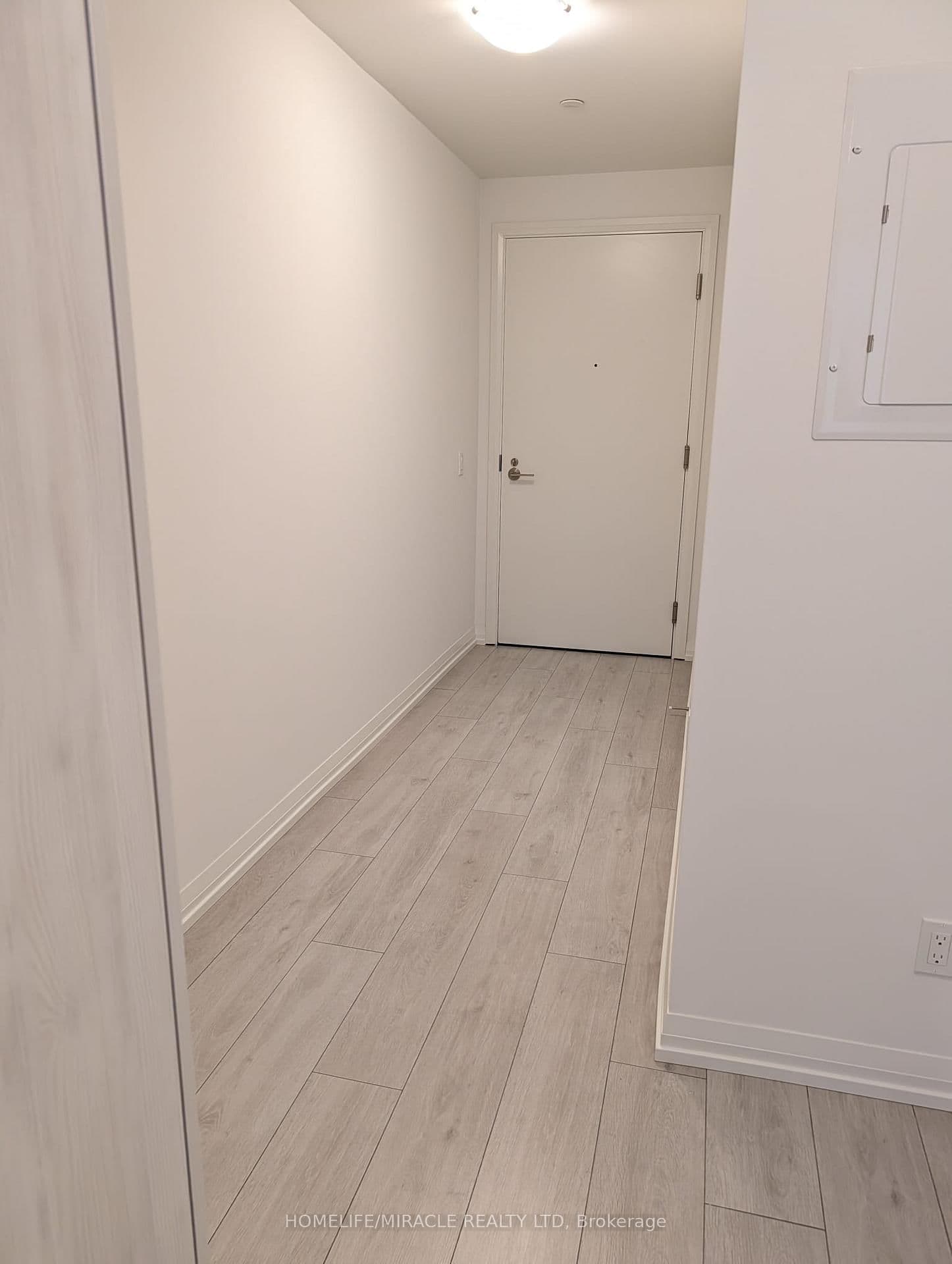 400 King Street, Unit 2301 thumbnail 4
