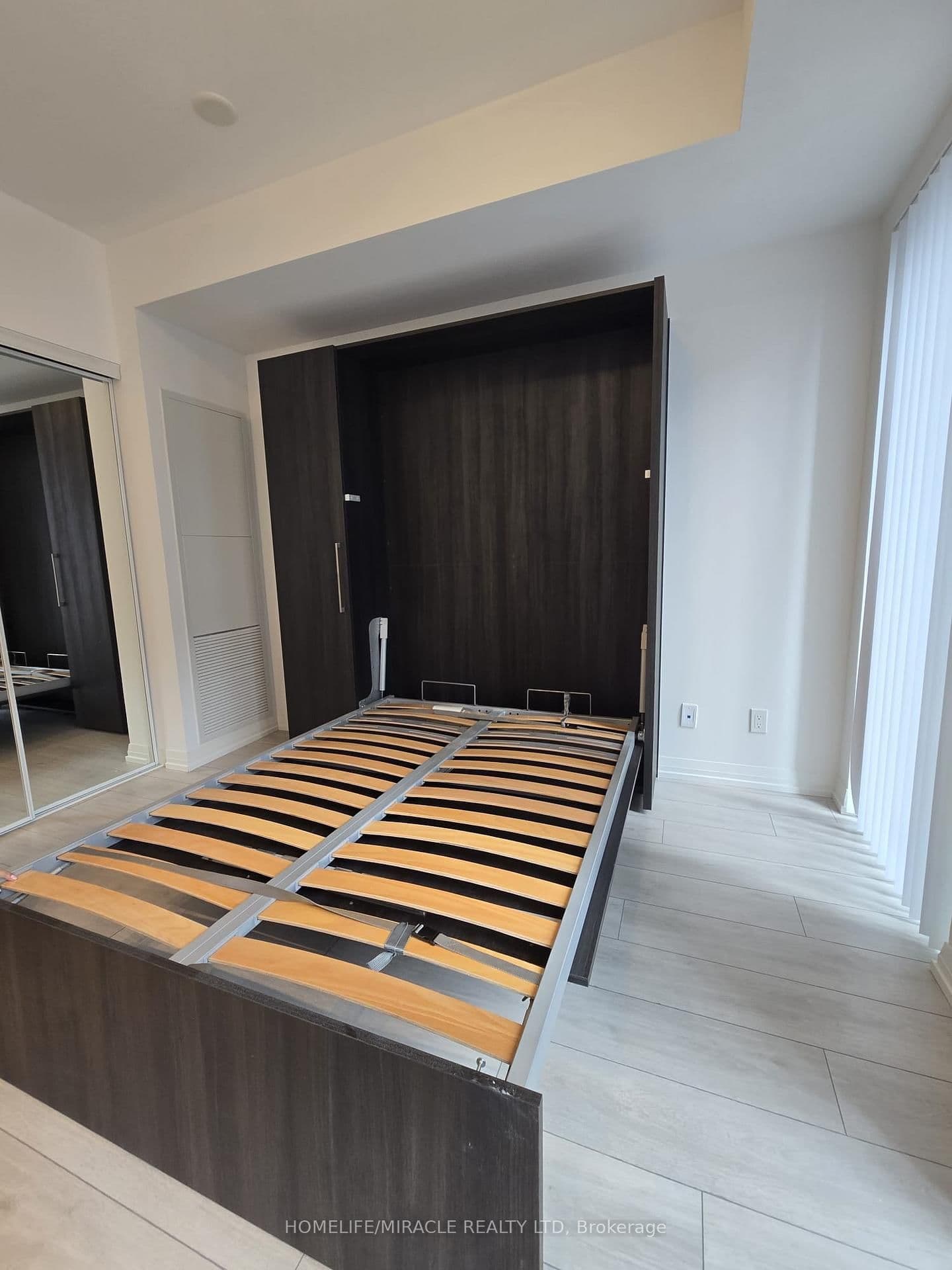 400 King Street, Unit 2301 thumbnail 7