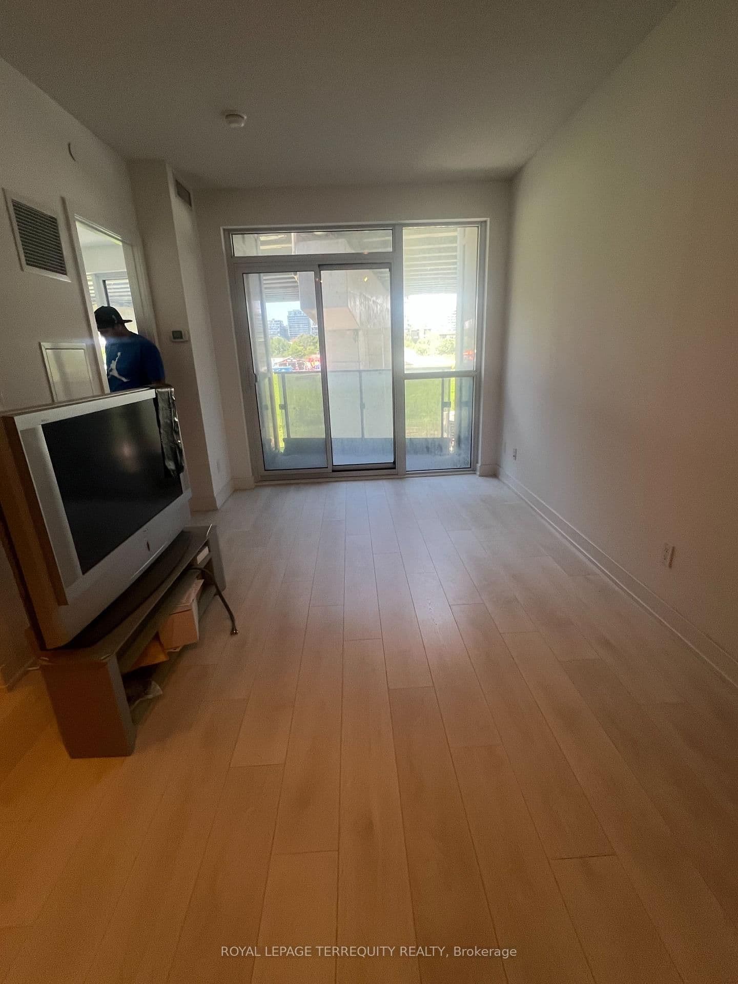 50 Bruyeres Mews, Unit 532 thumbnail 9