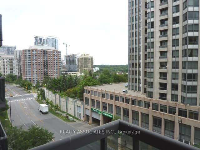 880 Grandview Way, Unit 801 thumbnail 13