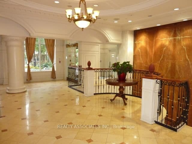 880 Grandview Way, Unit 801 thumbnail 16