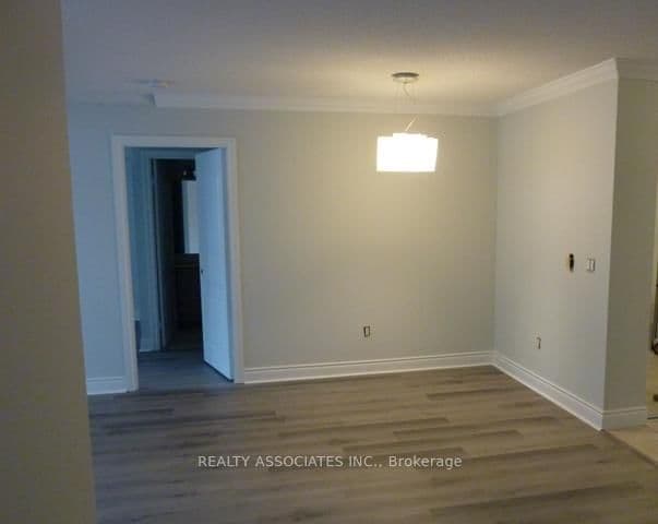 880 Grandview Way, Unit 801 thumbnail 5