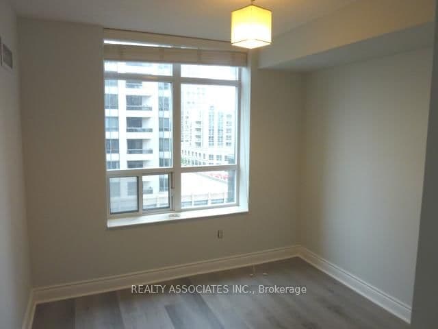 880 Grandview Way, Unit 801 thumbnail 9