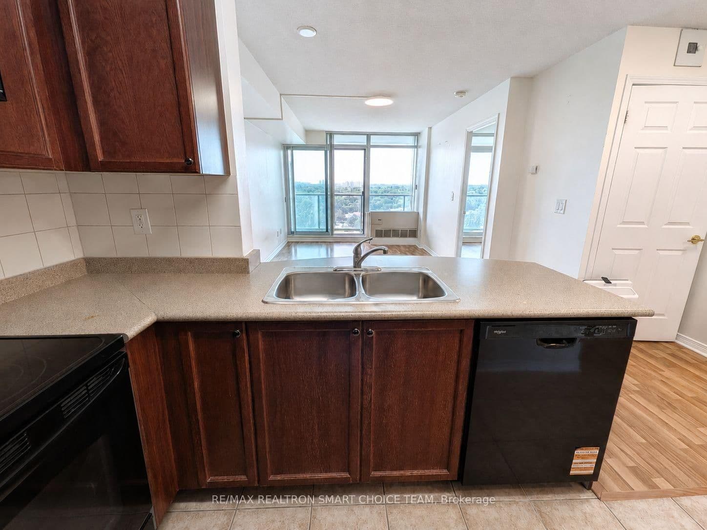 5500 Yonge Street, Unit 1107 thumbnail 11