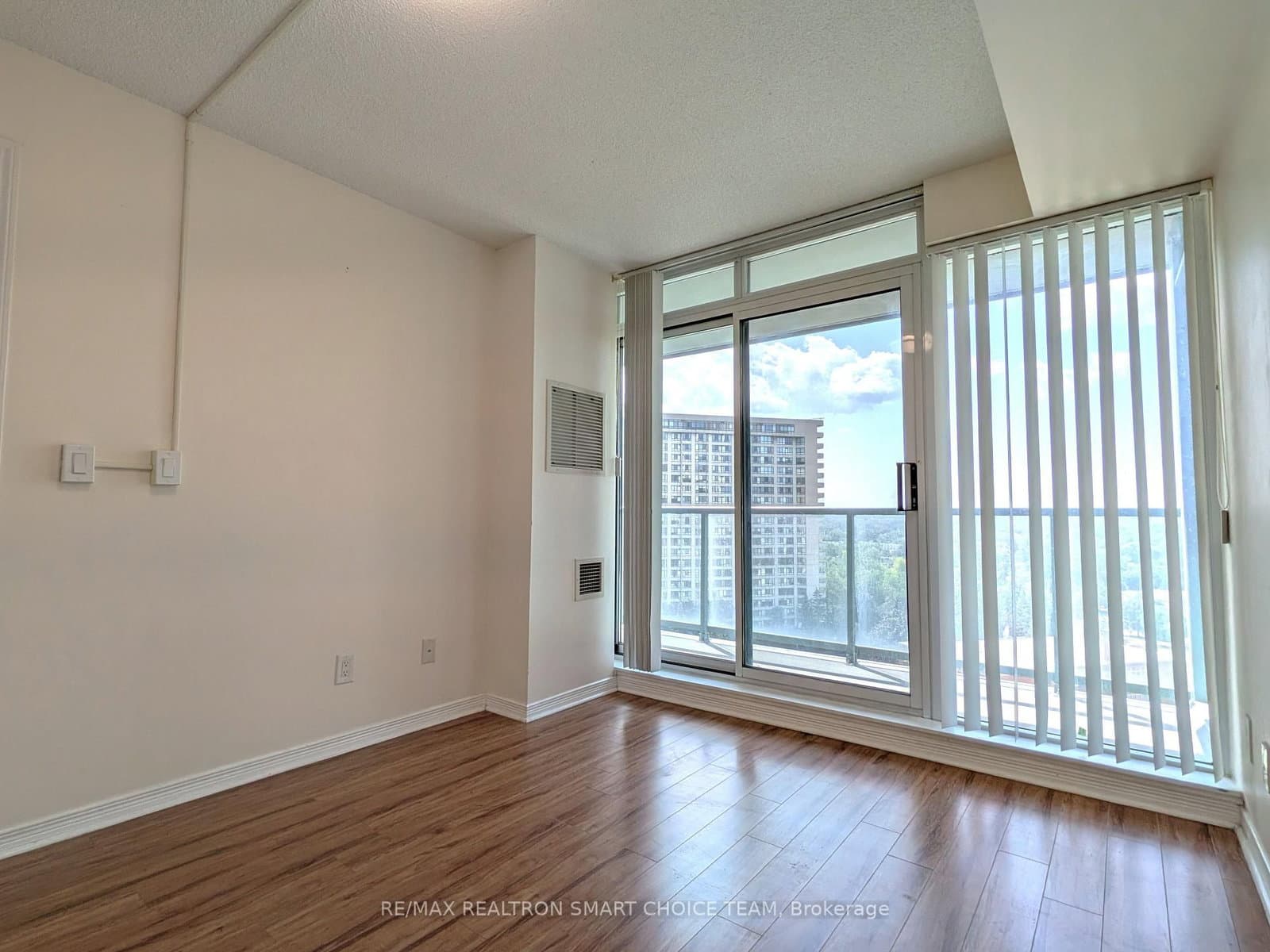 5500 Yonge Street, Unit 1107 thumbnail 13