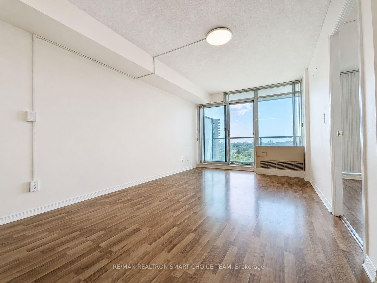 5500 Yonge Street, Unit 1107 thumbnail 4