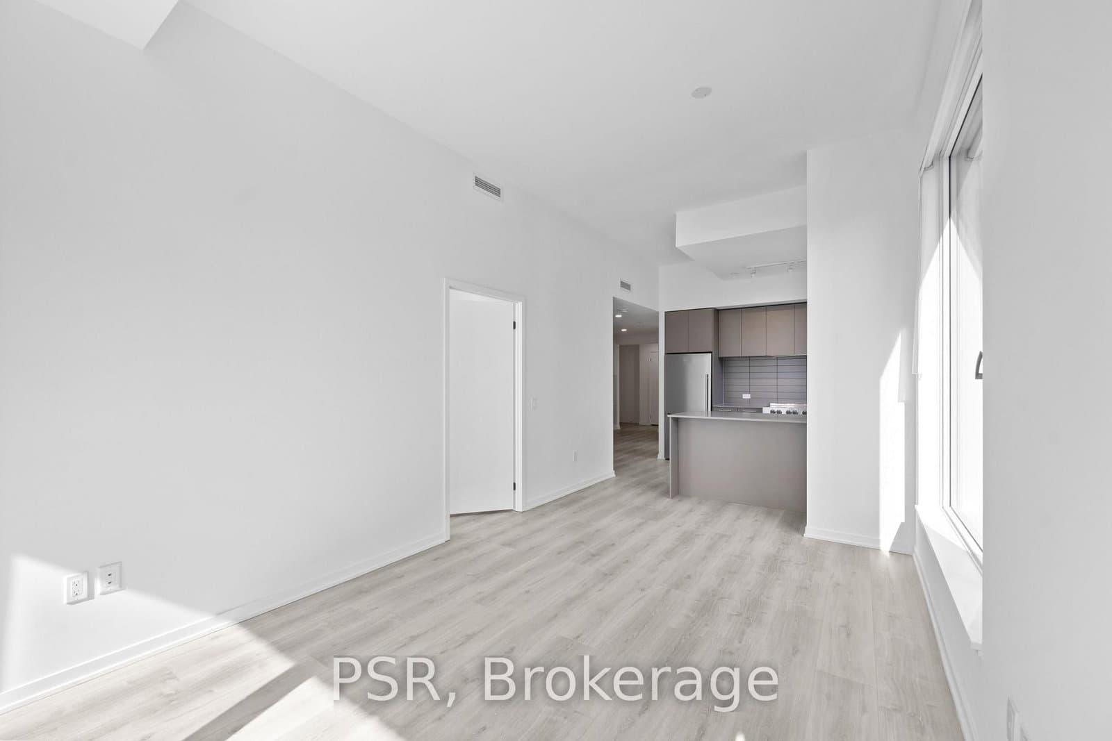 101 Roehampton Avenue, Unit 708 thumbnail 4