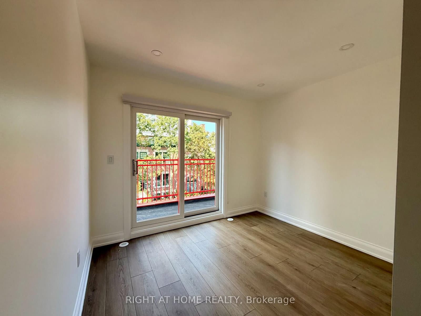 57 Hepbourne Street, Unit 2 thumbnail 8