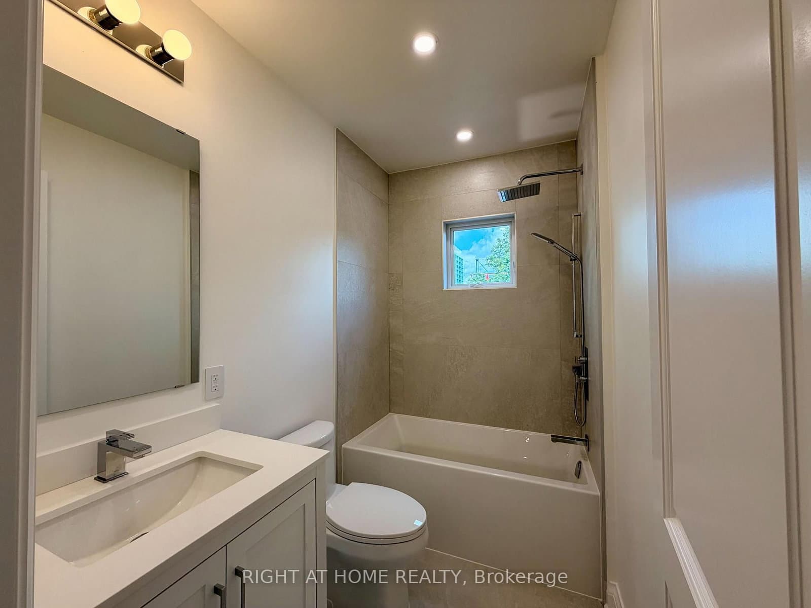 57 Hepbourne Street, Unit 2 thumbnail 9