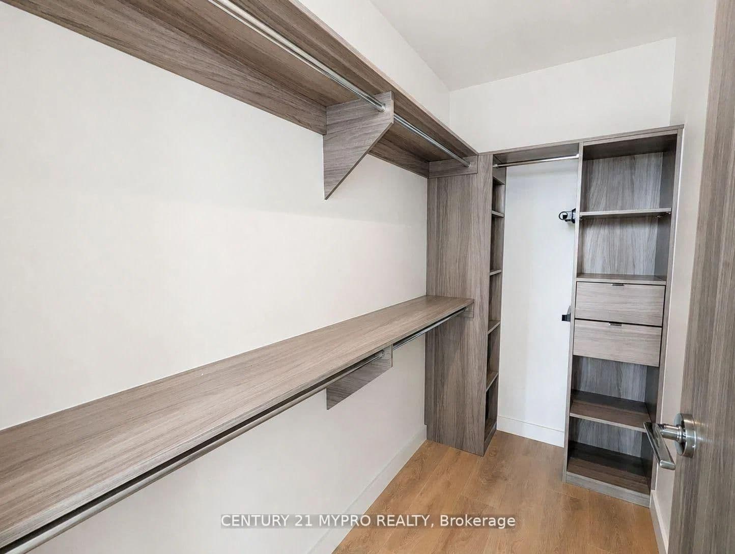 95 Mcmahon Drive, Unit 506 thumbnail 7