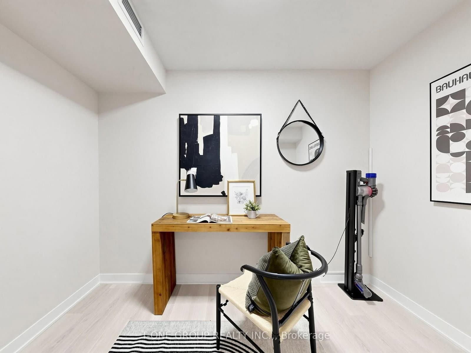 80 Queens Wharf Road, Unit 309 thumbnail 33