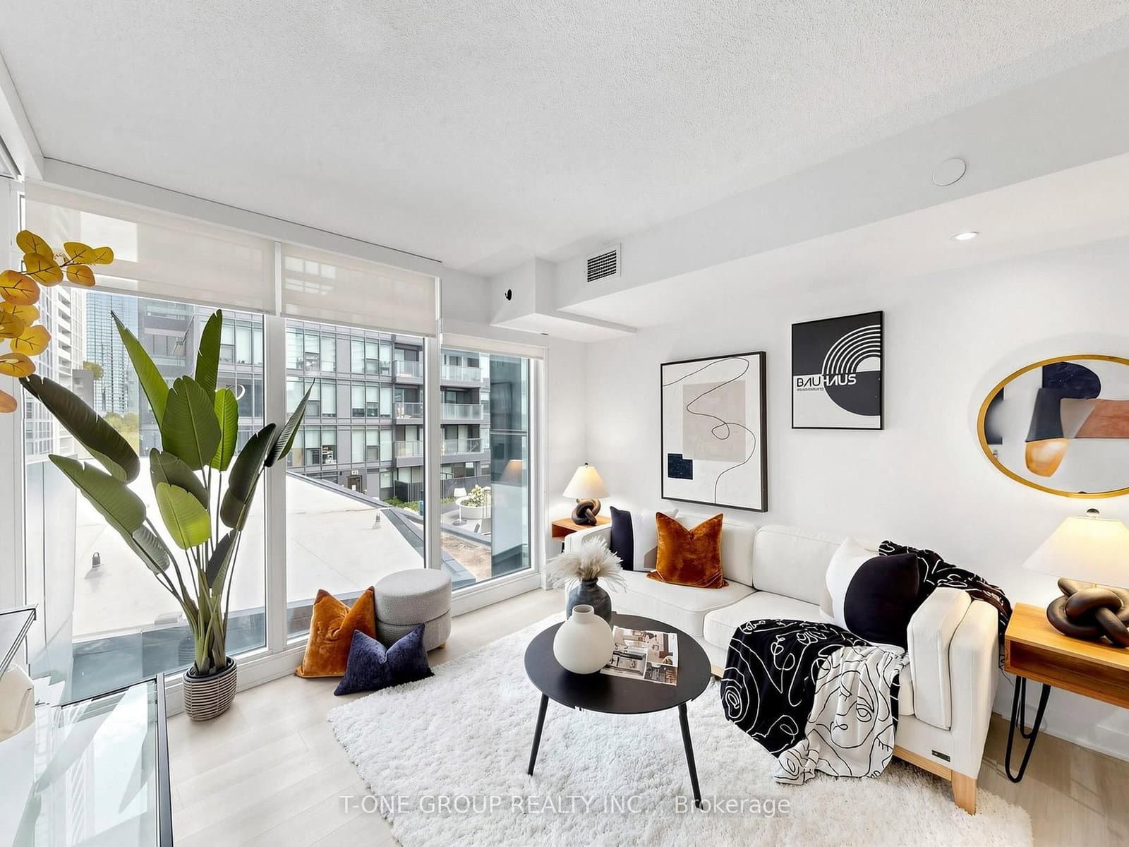 80 Queens Wharf Road, Unit 309 thumbnail 8