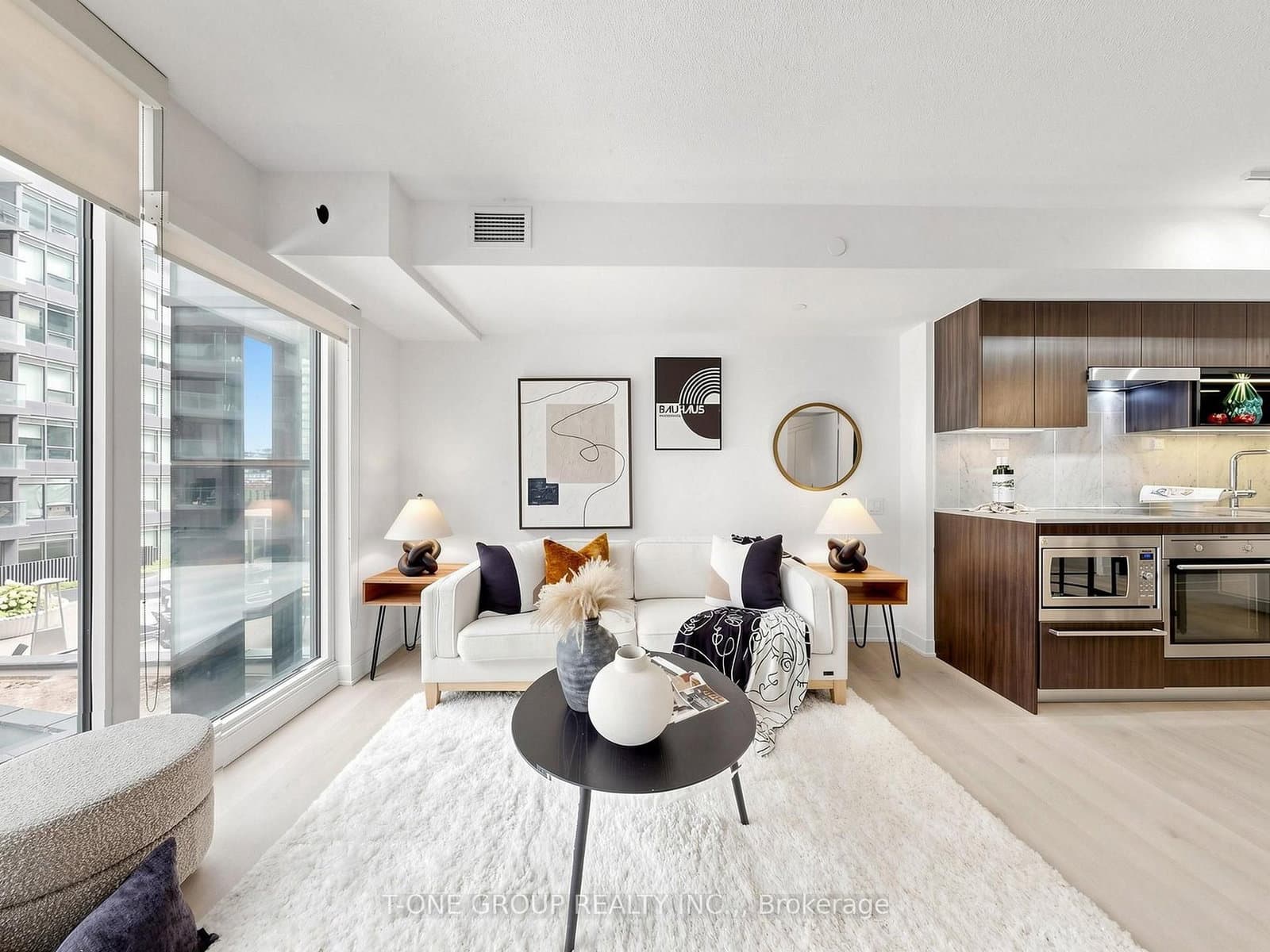 80 Queens Wharf Road, Unit 309 thumbnail 9