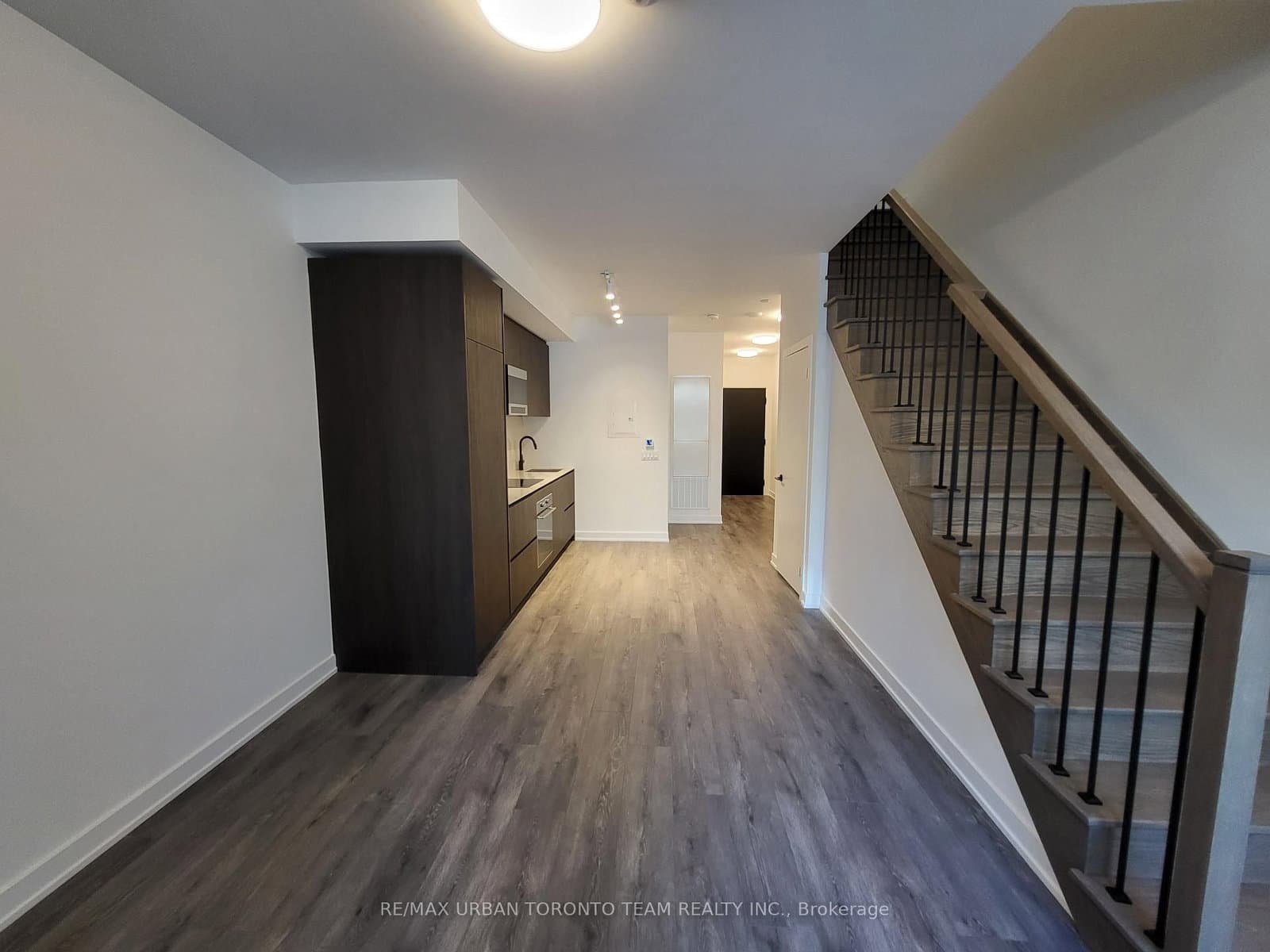 117 broadway Avenue, Unit Th125 thumbnail 3