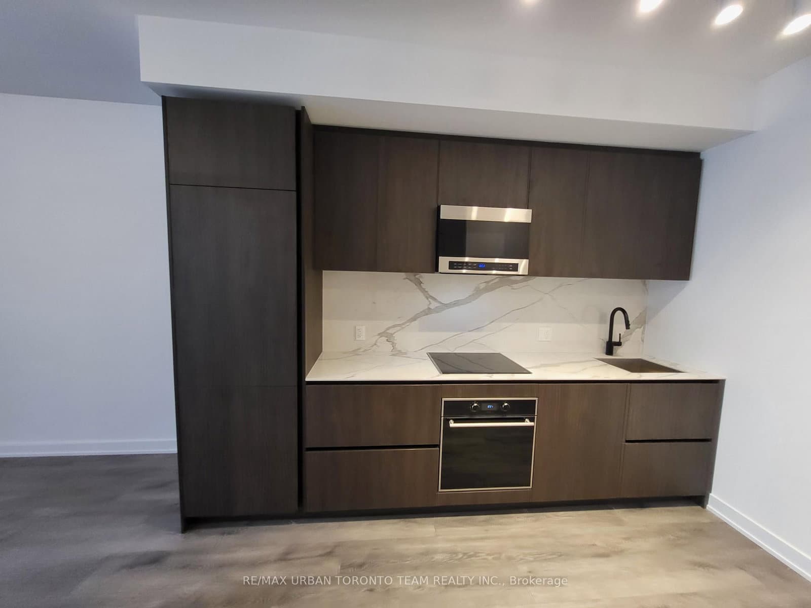 117 broadway Avenue, Unit Th125 thumbnail 4