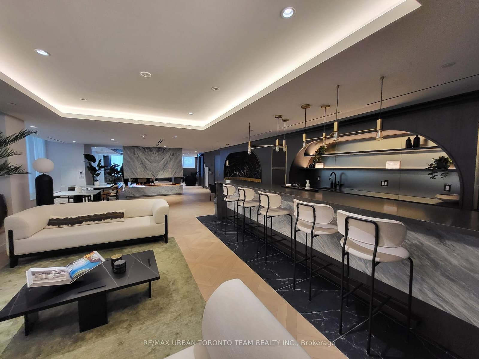 117 Broadway Avenue, Unit 3610 thumbnail 15