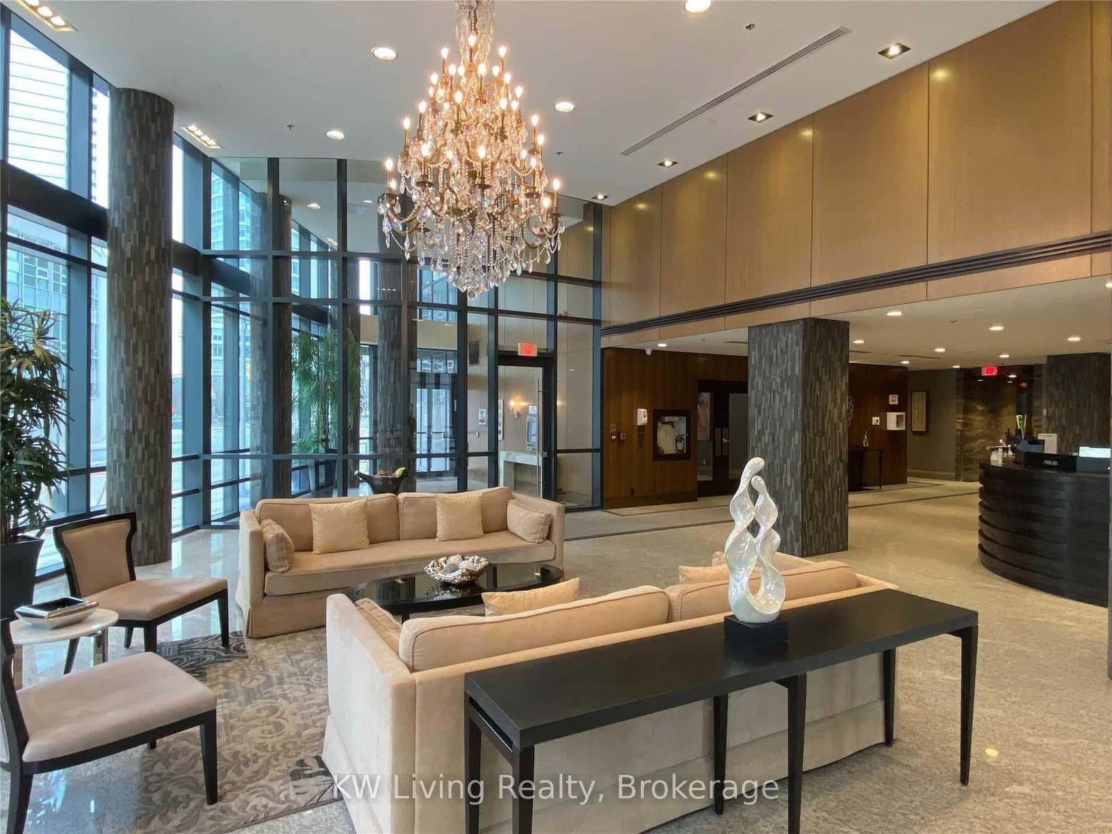 825 Church Street, Unit 2801 thumbnail 3